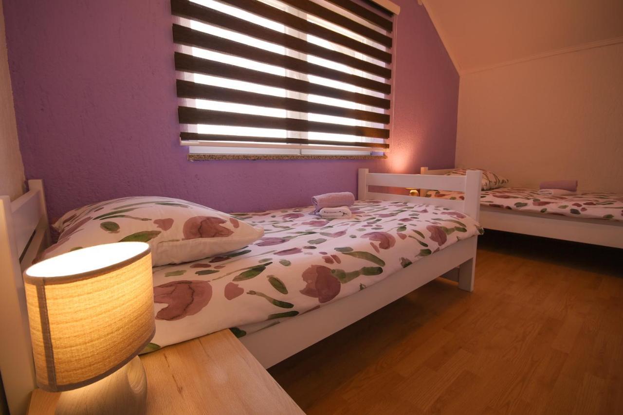 Apartments Sweet Home Otočac Zewnętrze zdjęcie