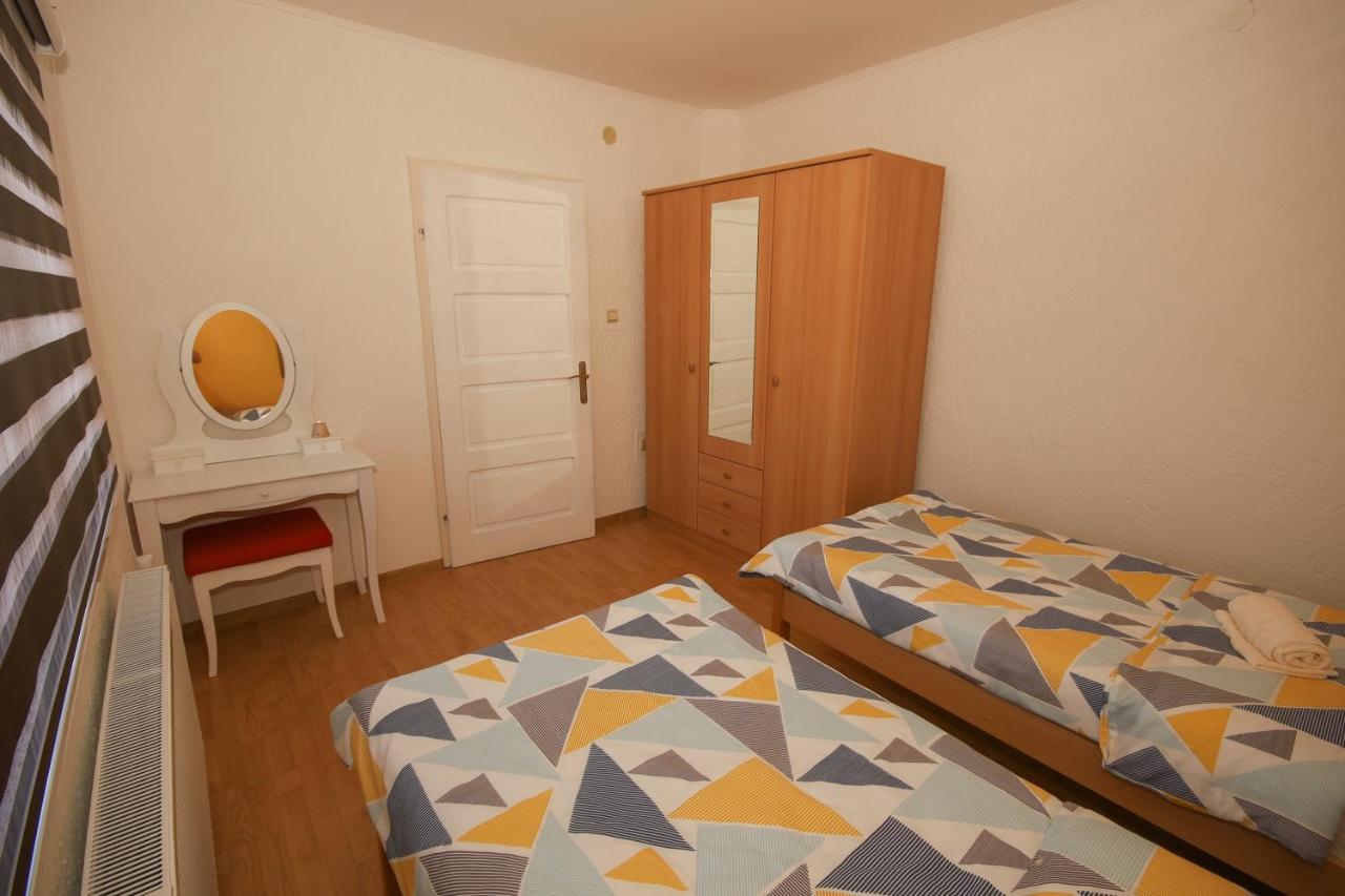 Apartments Sweet Home Otočac Zewnętrze zdjęcie
